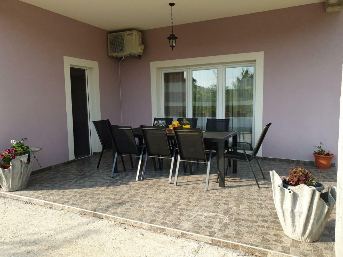 Home Lucic Lozovac Exterior foto